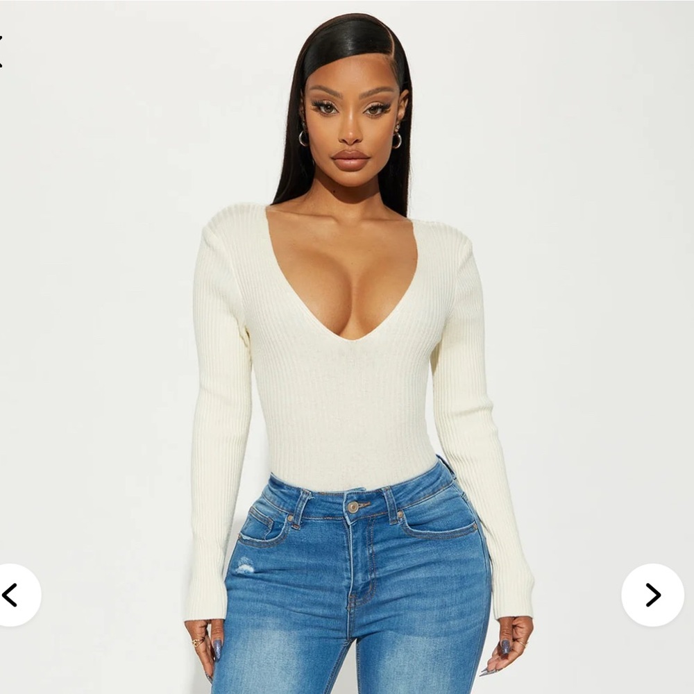 Ribbed off the shoulder V-Neck Sweater top in Cream
